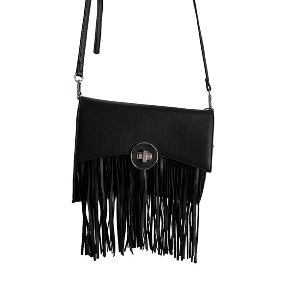 Cool motor chic fringe purse - Picture 1 of 5